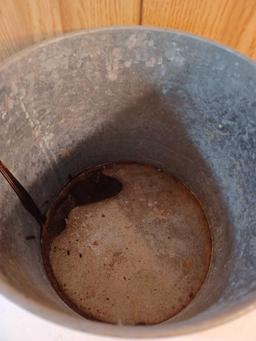 Old Pail Floating Minnow Bucket