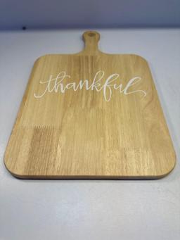 Wooden Thankful Cutting Broad With Handle