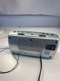 Durabrand AM/FM Dual Alarm Clock Radio