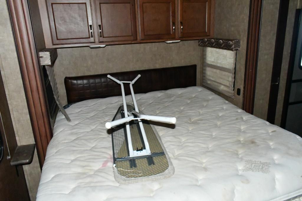 2015 KZRV Durango Gold