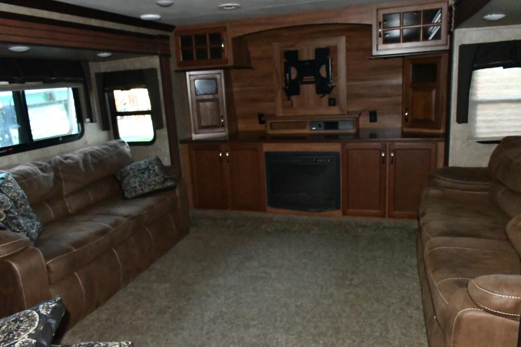 2015 KZRV Durango Gold