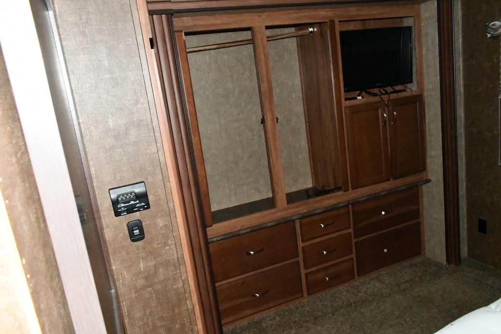 2015 KZRV Durango Gold