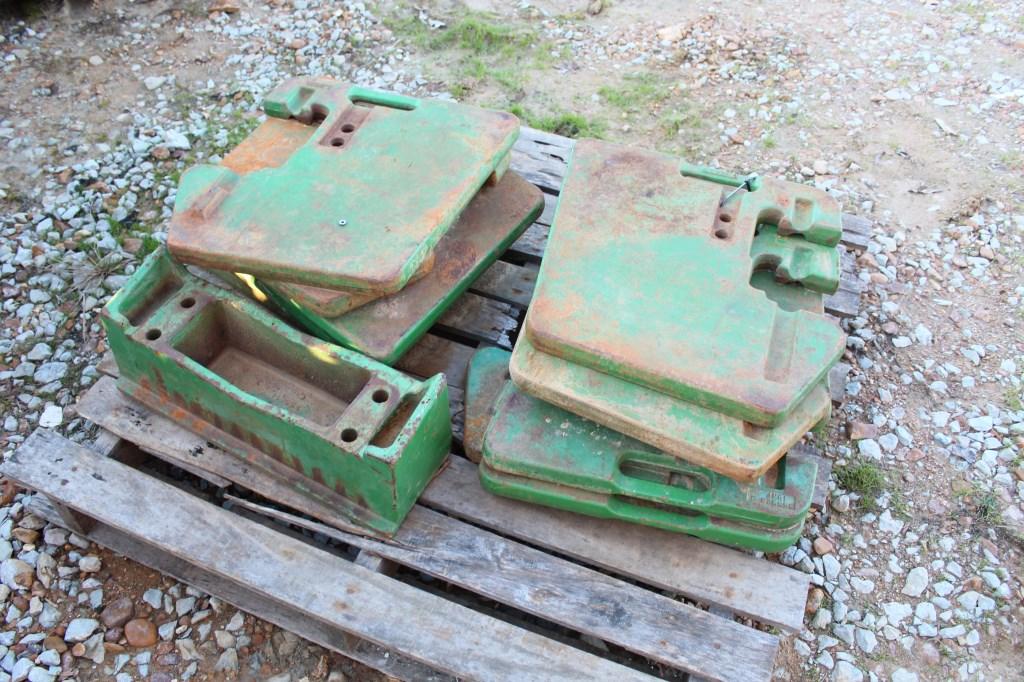 (12) JD Weights w/ (1) JD Bracket