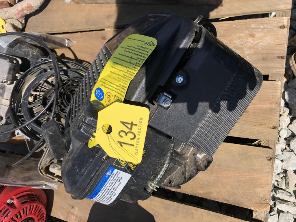 BRIGGS & STRATTON 650E ENGINE