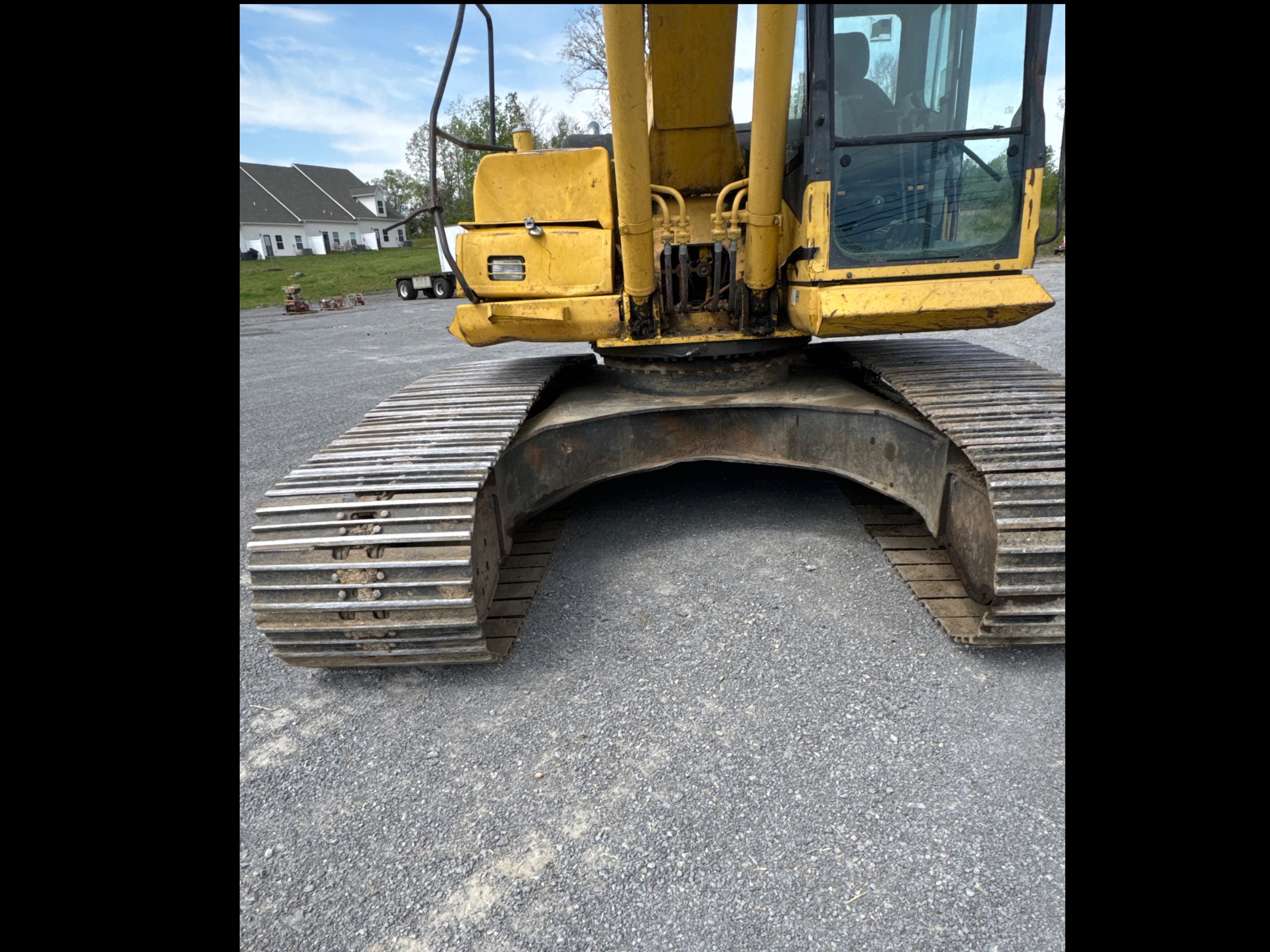 2004 Komatsu PC 220 - 7