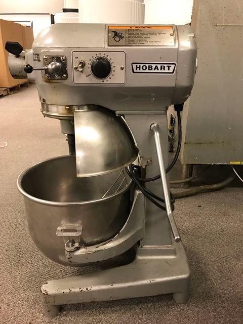 Hobart Mixer MOD. A200; SER. #: 31-1228-845