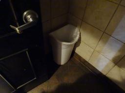 HD TRASH CANS (X7)
