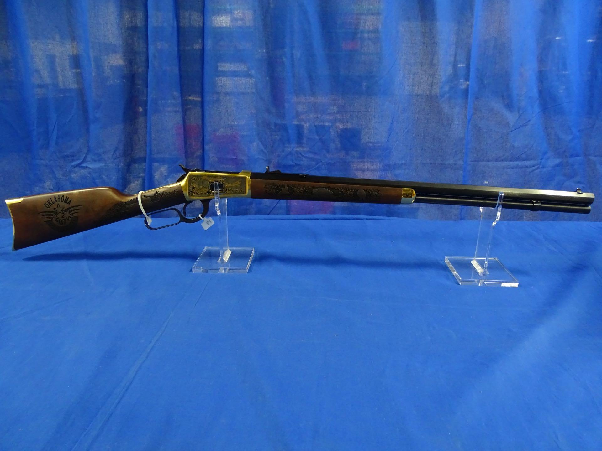 HARTFORD OKLAHOMA CENTENNIAL .45 COLT LEVER ACTION RIFLE W/COMMEMORATIVE CASE & KNIFE S/N# AM185689