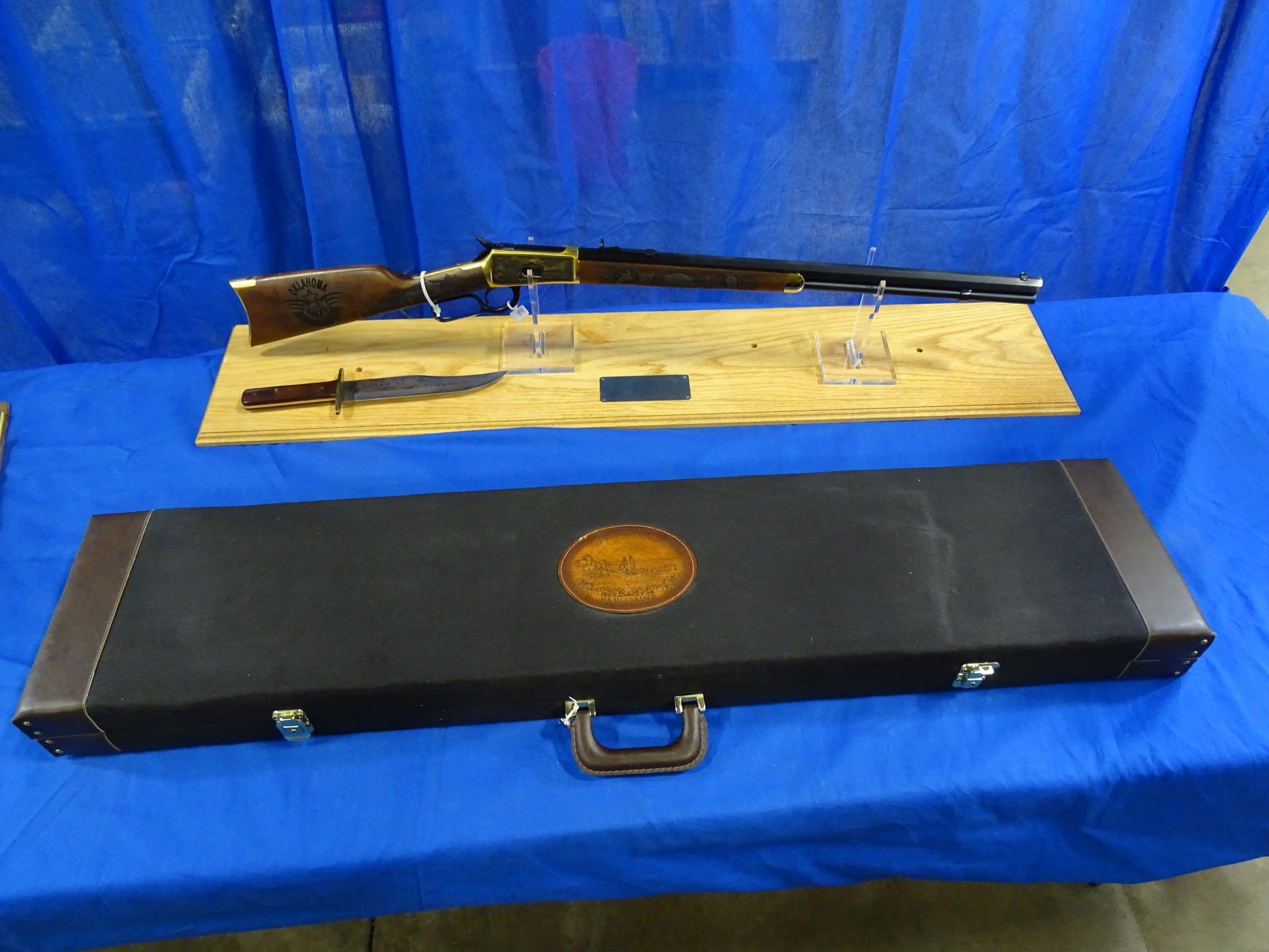 HARTFORD OKLAHOMA CENTENNIAL .45 COLT LEVER ACTION RIFLE W/COMMEMORATIVE CASE & KNIFE S/N# AM185689
