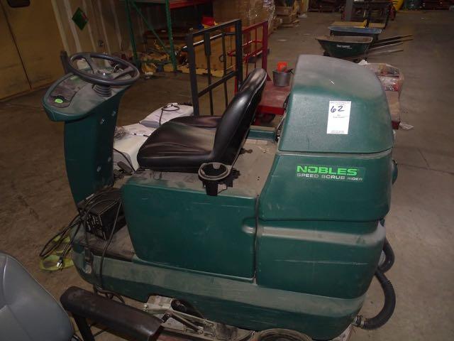 SPEED FLOOR MACHINE W/CHARGER
