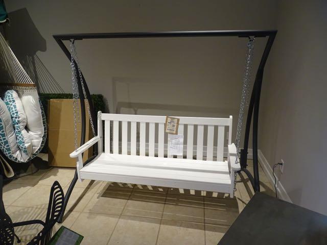 SWING W/FRAME
