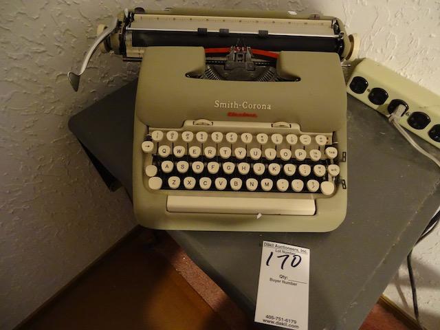 SMITH CORONA ELECTRIC W/FOLDING STAND
