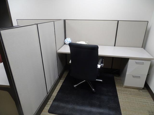 MODULAR FURNITURE W/2 CHAIRS (X2) & (3) TRASH CANS
