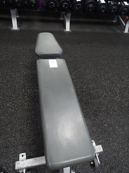 ADJUSTABLE BENCH