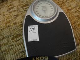 320LB SCALE