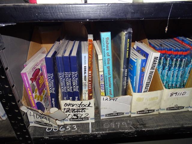 BARRONS / TFH BOOKS