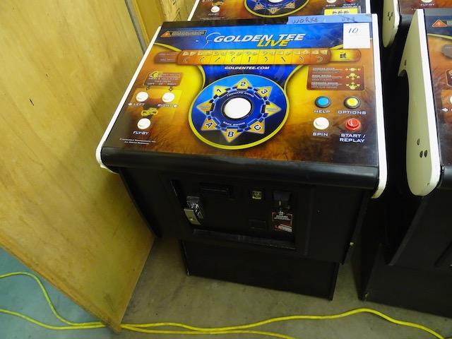 GOLDEN T ELECTRONIC STAND UP COIN OPERATED GOLF GAME WITH MONITOR (WORKS)