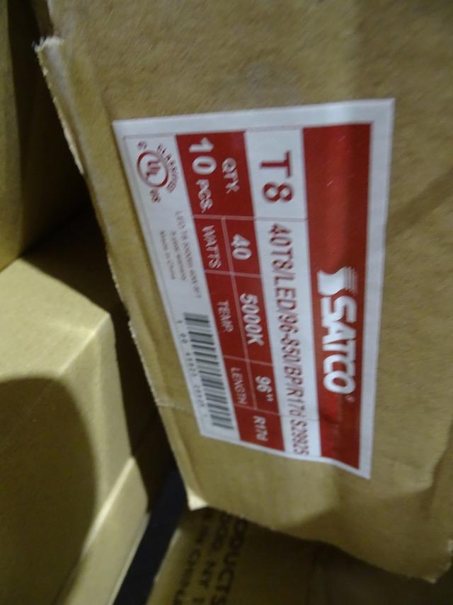 PALLET OF MIXED 8’ BULBS