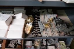 SHELF & CONTENTS