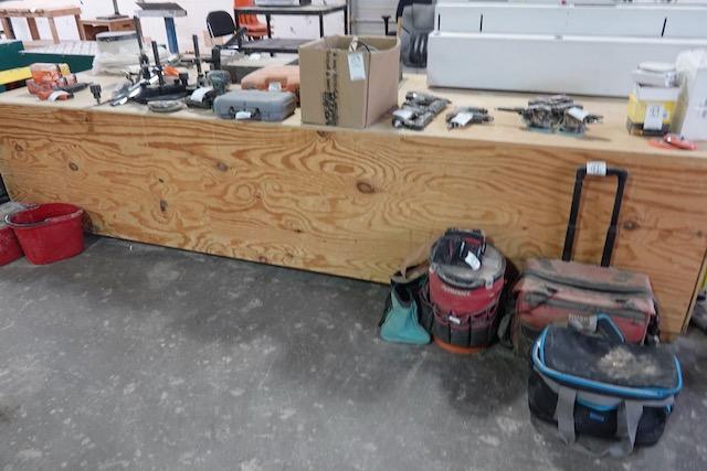 SHOP TABLE