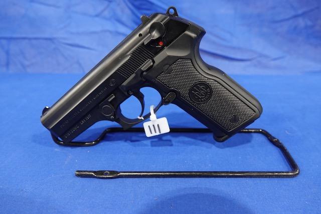 PIETRO BRETTA .40S&W SEMI-AUTO MOD. 840 COUGAR F S/N: 019720MC