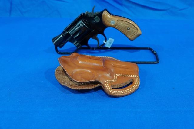 SMITH & WESSON AIRWEIGHT 38 SPL REVOLVER 6-SHOT W/HOLSTER S/N: 12D7114