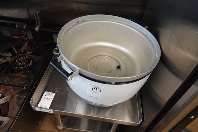 AVANTCO RICE COOKER