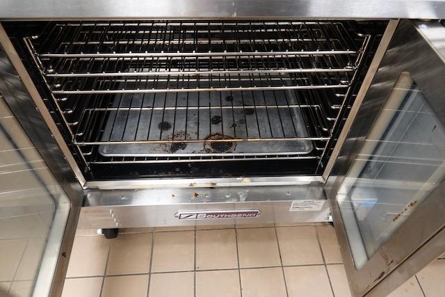 SOUTHBEND DOUBLE OVEN GAS