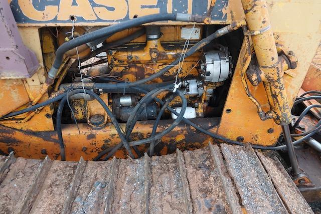 CASE 450 DOZER;