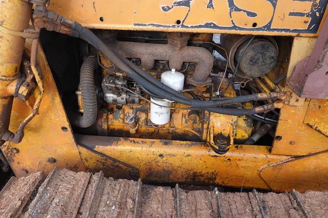 CASE 450 DOZER;
