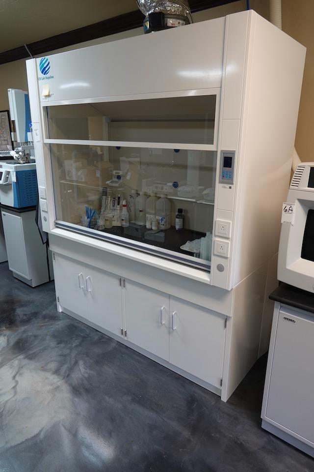 US LAB SUPPLIIES FUME HOOD