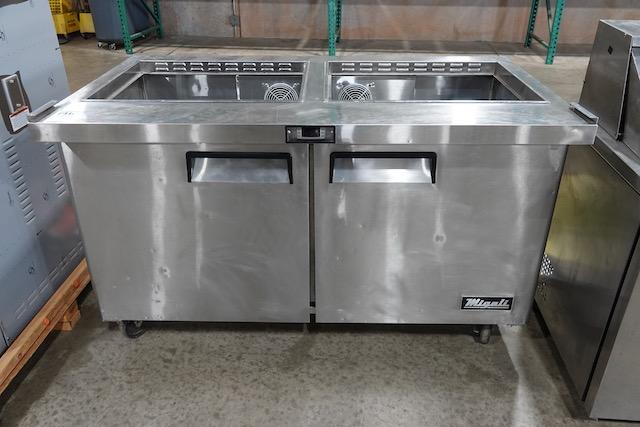 MIGALI SANDWICH/SALAD PREP TABLE REFRIGERATOR MOD: C-SP60-24BT