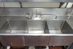 3-HOLE SINK W/APRON, FAUCET & SPRAYER