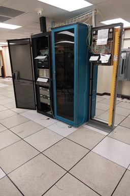 IT RACKS & COMPONENTS X1
