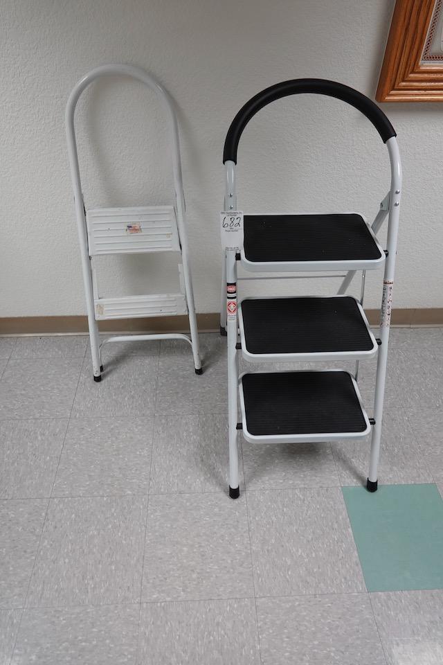 STEP LADDERS (X2)