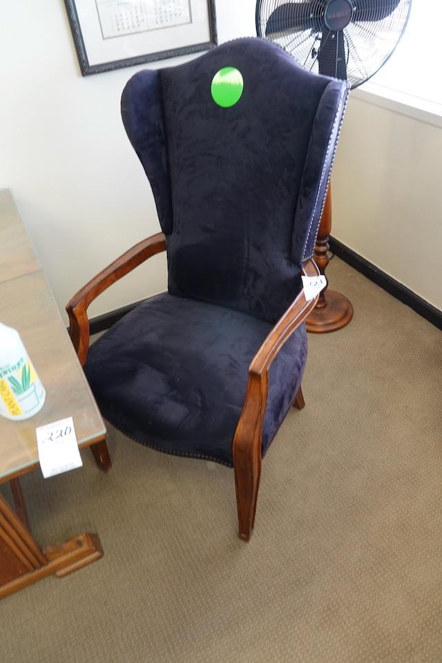 WINGBACK CHAIR