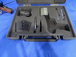 SPRINGFIELD ARMORY .40 S&W AUTO EMP CAL 40 W/HOLSTER, MAG HOLSTER W/4 MAGS S/N: EMP10824