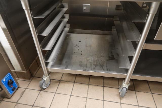 ROLLING WARMER TABLE