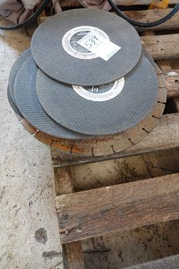 STACK OF CUT OFF WHEELS