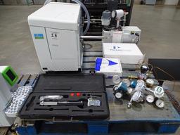 PERKIN ELMER GAS CHROMATOGRAPH CLARUS 690 & MASS SPECTROMETER CLARUS SQ 8T