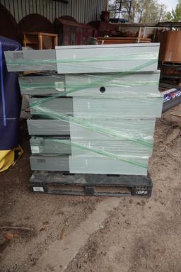 ELECTRIC BOX W/LUG MOUNTS & BREAKERS (X6)