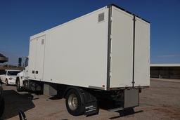 2017 HINO 338 BOX