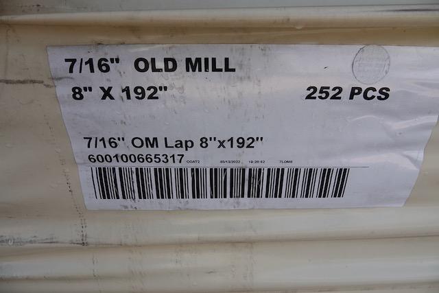 BUNDLE OF SIDING APPROX 252 PCS X1