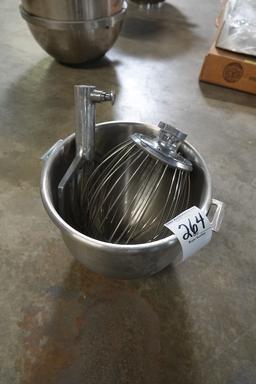 12 QT WHIP, BEATER & BOWL (X3)