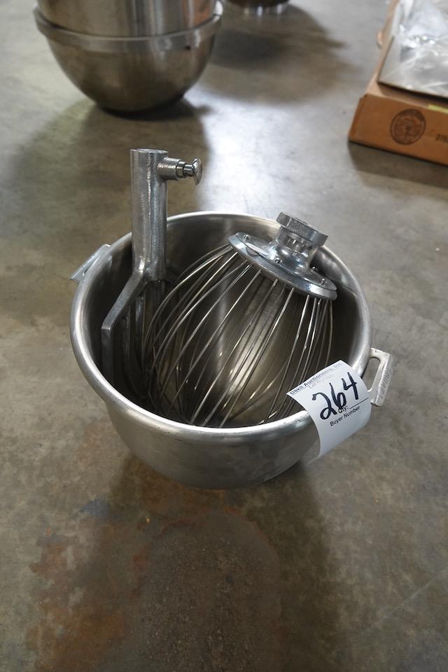 12 QT WHIP, BEATER & BOWL (X3)
