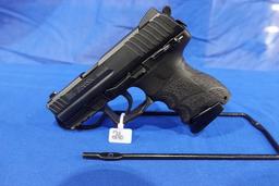 HECKLER & KOCH 9 MM X 19 SEMI-AUTO PISTOL MOD: P30SK IN CASE W/EXTRAS S/N: 214-025432