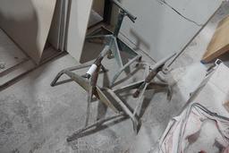 ADJUSTABLE STANDS (X3)
