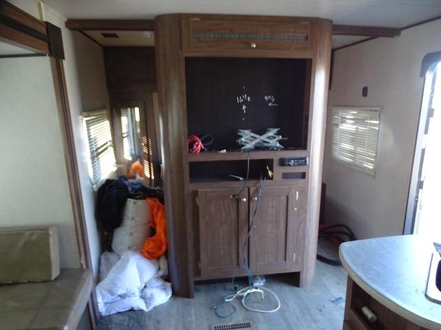 2018 POWLER LYNX BY HEARTLAND 30'
