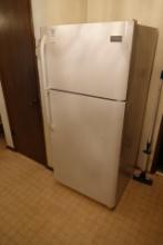 FRIGIDAIRE REFRIGERATOR