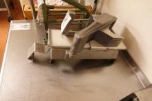 VEGETABLE SLICER